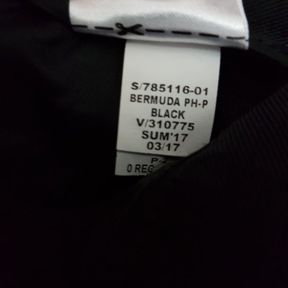 BANANA REPUBLIC high waist black Bermuda shorts - Picture 6 of 6